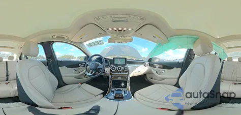 2016 Mercedes-Benz C 300 из США, поврежденный, VIN 55SWF4JB5GU145111